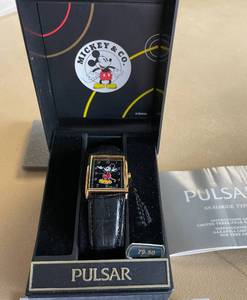 Pulsar Disney Mickey Mouse Collectors Square Watch