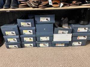 Lot of Womens Boots, Shoes, Sizes 6-8.5 Most in Box