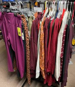 HUGE Lot of Womens Tops, Sweaters, Shirts, Etc