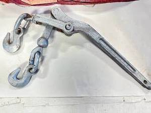 lot 8 image: Dixie 5400lb Load Binder