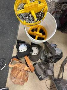 lot 11 image: Tools Belts, Knee Pads, Fasteners