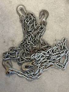 lot 47 image: Lot of 2 Chains with Hooks