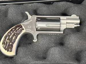 lot 61 image: American Arms .22 Magnum Mini Revolver