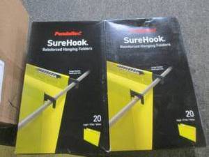 lot 94 image: 2 boxes of 20 pendaflex surehook re...