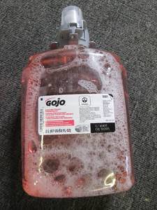 lot 115 image: case of 2 67floz jugs of gojo foam ...