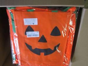 lot 197 image: box of new halloween giant spider w...