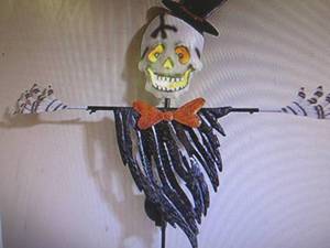 lot 221 image: 2 new DR.DUDU 4Ft Halloween Decorat...
