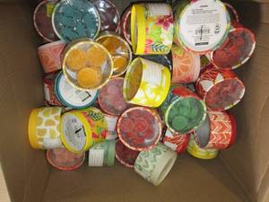 lot 252 image: box of various wax melt containers ...