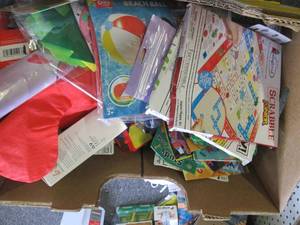 lot 417 image: box of toys and more ...