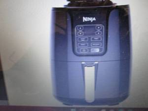 Ninja Air Fryer open box Retrail $1...