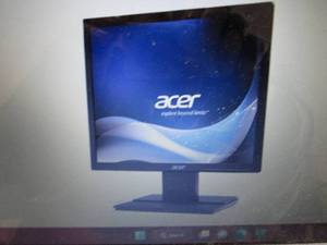 Acer V6 Series B 17 LED Monitor op...