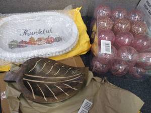 Christmas Ornaments, 2 Dcor Items...