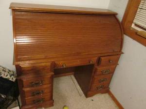 Roll top desk...
