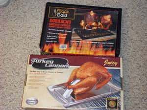 lot 21 image: Chicken and turkey cookers...