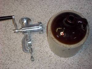 lot 22 image: Vintage jug and grinder...