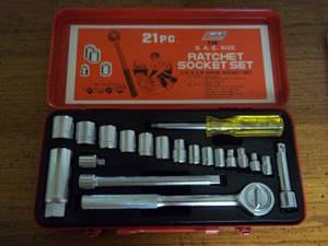 lot 44 image: Socket set in a case...