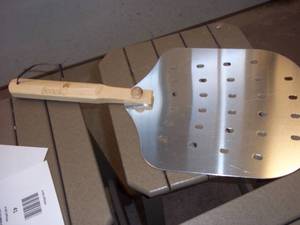 lot 53 image: New Bertello pizza peal...