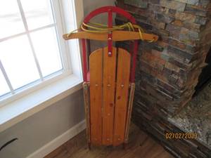 lot 102 image: Vintage Toboggan Snow Sled in fabul...