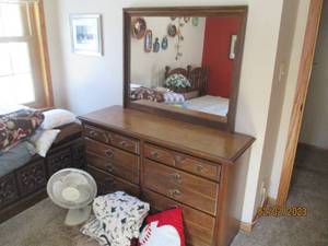 lot 124 image: Solid Wood (6) drawer dresser with ...
