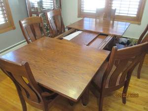 lot 141 image: Solid Wood, Very Sturdy Amish built...