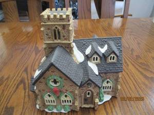 lot 148 image: Department 56 Collectible Heritage ...