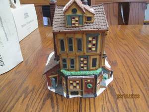 lot 165 image: Department 56 Collectible Heritage ...