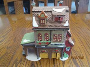 lot 170 image: Department 56 Collectible Heritage ...