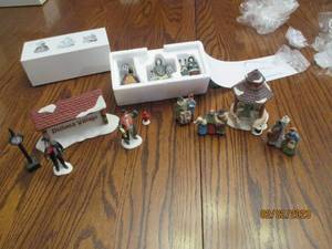 lot 177 image: Lot of (2) Department 56 Collectibl...