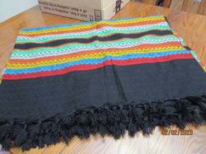 lot 186 image: Black and Brightly colored 9629 t...
