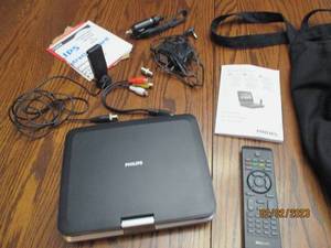 lot 190 image: Vintage Phillips Travel DVD Player ...
