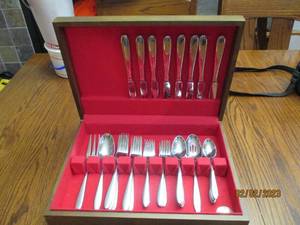 lot 193 image: Silver tone Non-tarnishing flatware...