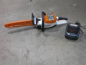 lot 94 image: Stihl Chain Saw