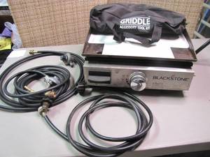 lot 227 image: Blackstone gas powered Griddle with hoses and accessories