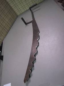 lot 253 image: Antique Rusty and Rare turn of the century 2 handed Farm saw to hang on a cabin wall or use as a yard decor.