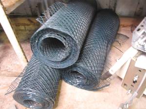 lot 335 image: 3 rolls of plastic protective fencing. unknown lengths