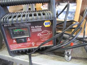 lot 362 image: Napa model# 85-210 manual battery charger and maintainer 12v 62amp