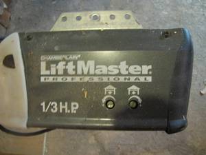 lot 403 image: Chamberlain Liftmaster Professional 13HP Garage door opener