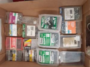 lot 438 image: Misc. Hardware