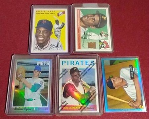 lot 53 image: (5) Baseball Legends Insert Reprints - 3 Refractors