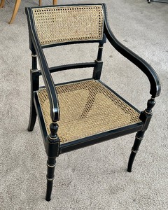lot 27 image: Vintage Accent Chair