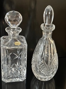 lot 89 image: Two Crystal Decanters including a Atlantis Crystal Decanter