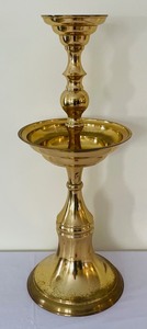 lot 152 image: Lovely Large Brass Collared Candle Holder