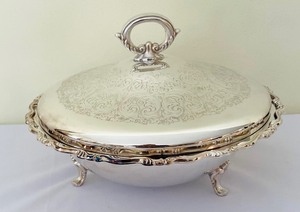 lot 162 image: Silver Sensations - Variety of Vintage Silver Plate Items