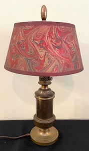 lot 326 image: Delightful Decor