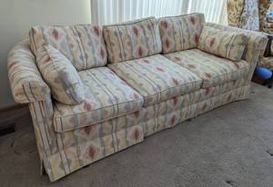 lot 62 image: Custom Upholstered Sofa