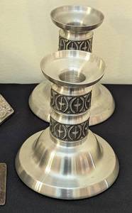 lot 216 image: Assorted Vintage Pewter and Plated Candleholders