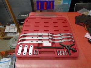New T & E combo puller set. 7 ton. As shown.