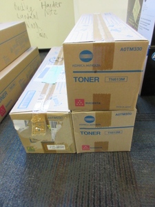 lot 115 image: KONICA MINOLTA TONER