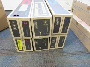 lot 117 image: KYOCERA TONER KITS FOR TASKALFA
