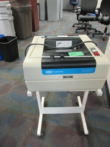 lot 145 image: GBC COMMERCIAL PAPER SHREDDER